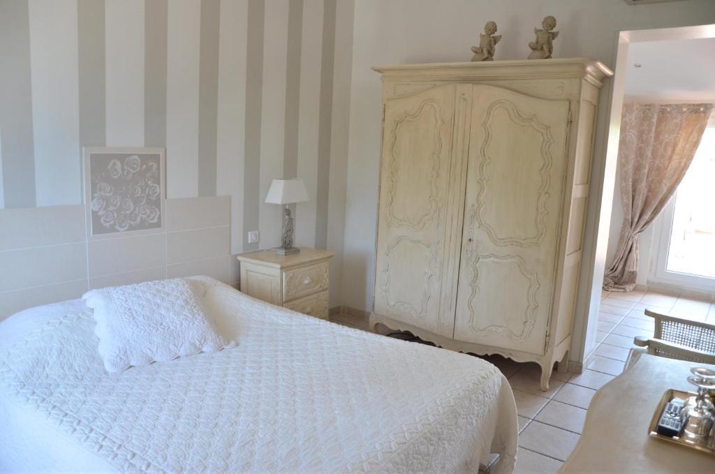Hotel Villa Des Anges Grimaud Ruang foto